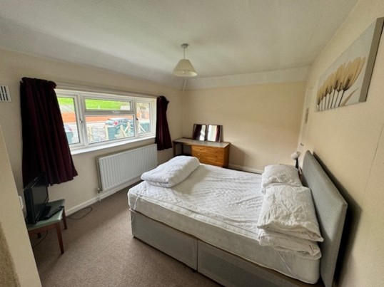 Double bedroom at 40 Williams Road